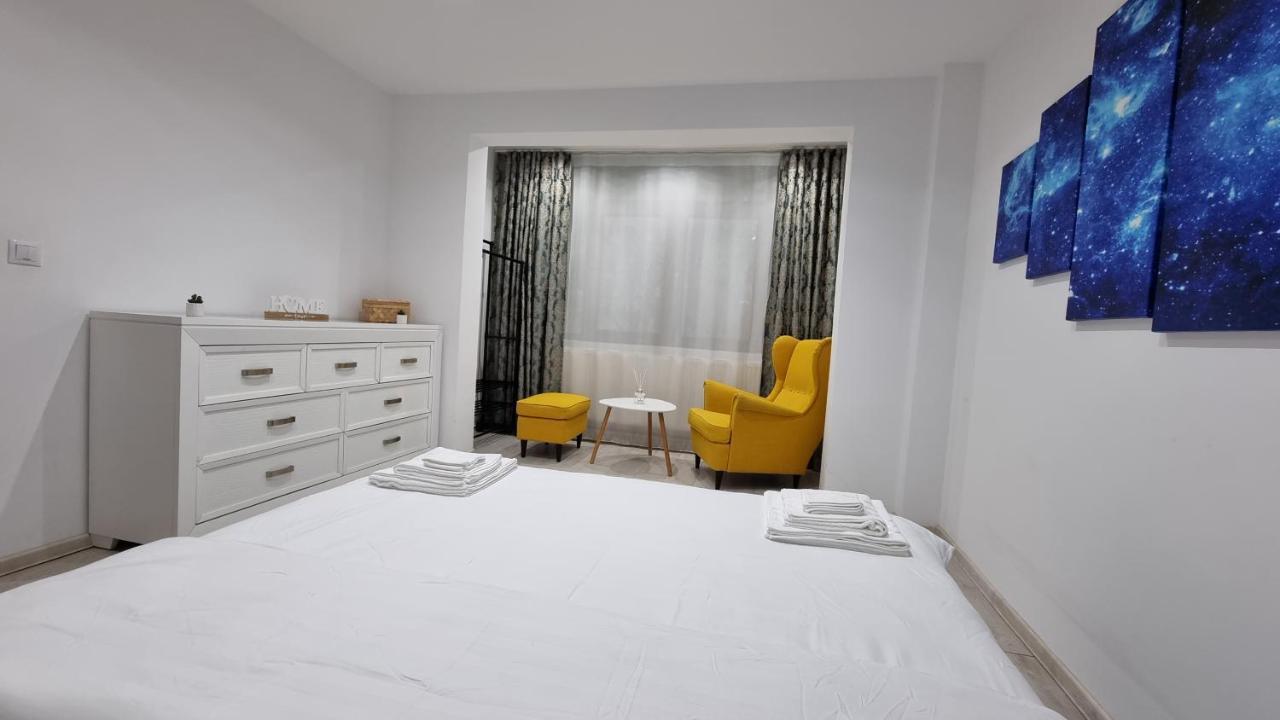 Stone Bridge Apartment Iasi Eksteriør bilde