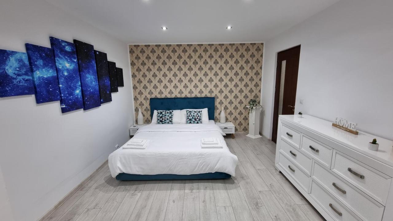Stone Bridge Apartment Iasi Eksteriør bilde